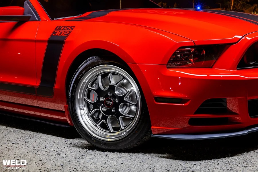 Upgrade Your Mustang with WELD Solana Wheels: 18x9 Front & 17x10 Beadlock Rear on 2013 Boss 302