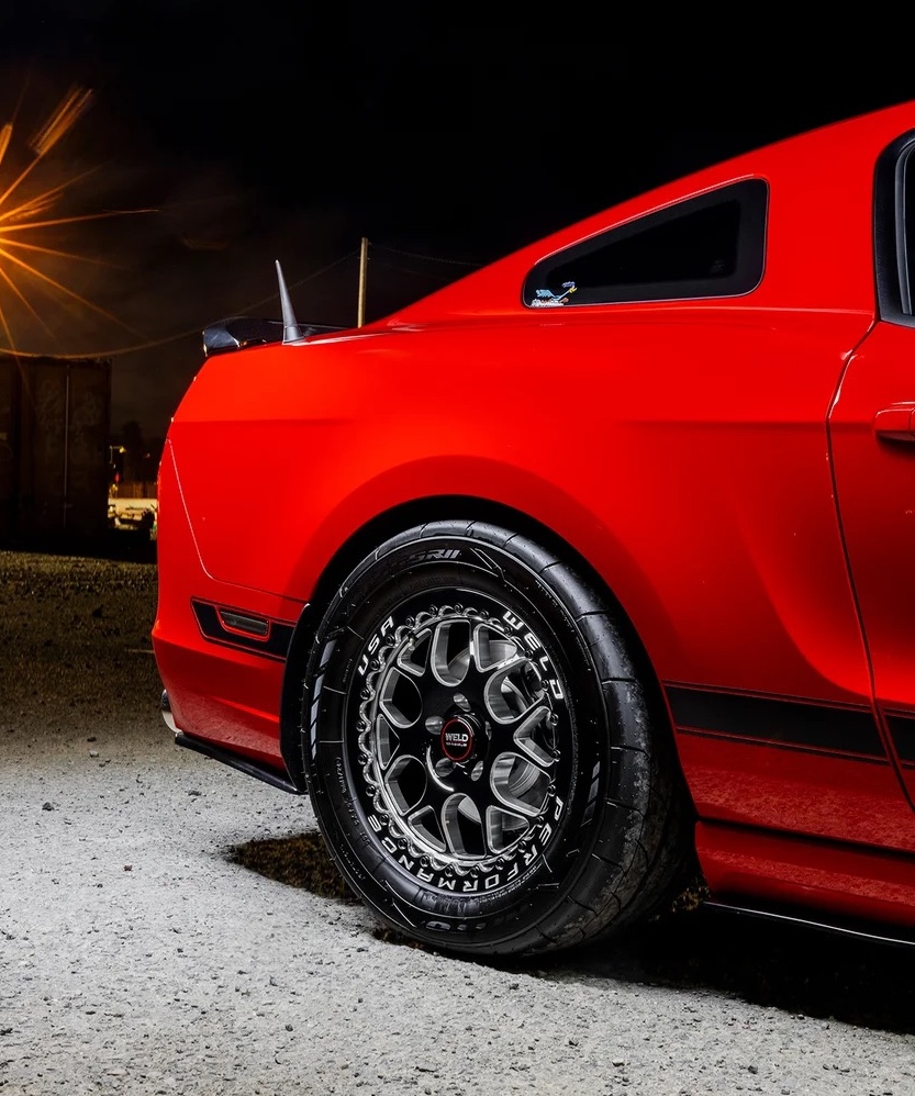 Upgrade Your Mustang with WELD Solana Wheels: 18x9 Front & 17x10 Beadlock Rear on 2013 Boss 302